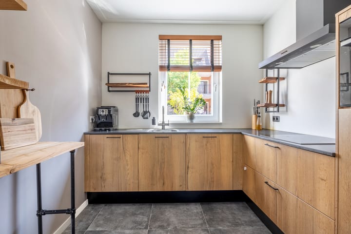 Foto 8 van Beugelflesstraat 7