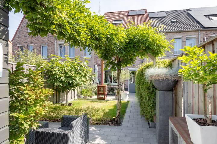 Foto 34 van Beugelflesstraat 7