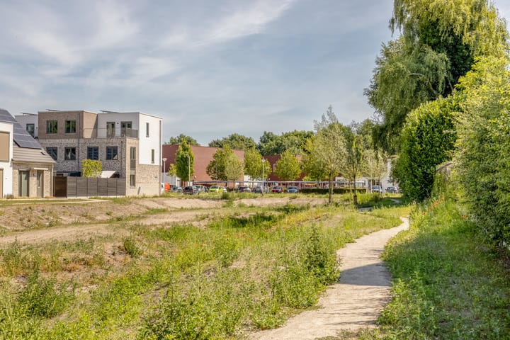 Foto 39 van Beugelflesstraat 7