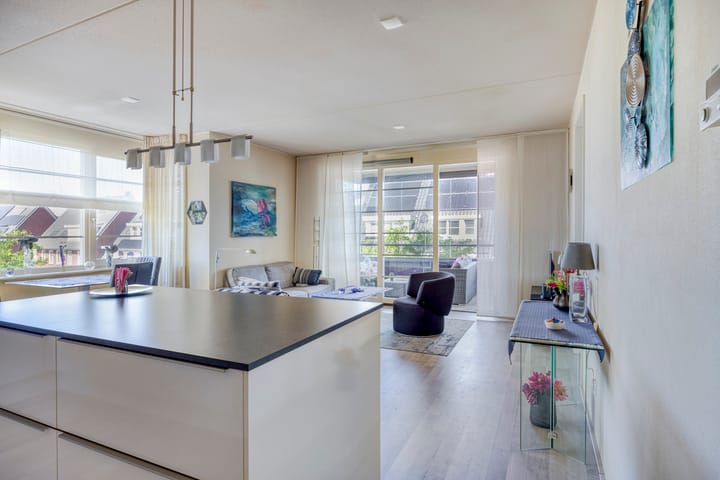 Foto 2 van Westhove 45