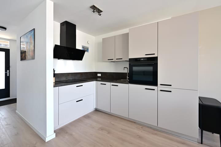 Foto 8 van Lambertus Hortensiuslaan 100