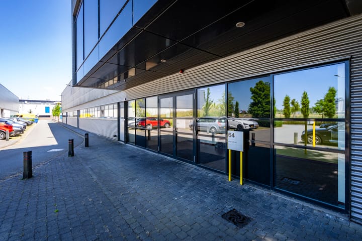 Laan van Ypenburg 64, Den Haag