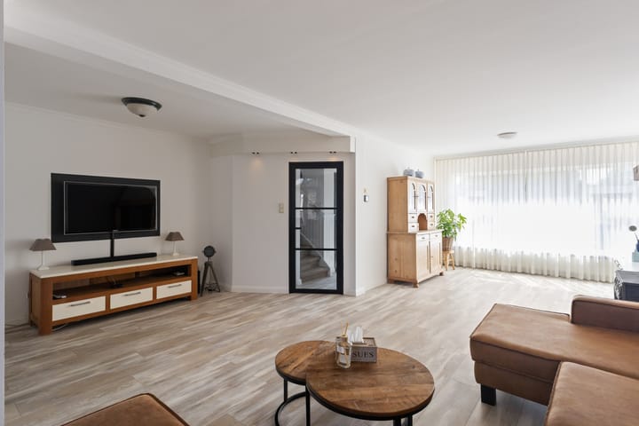 Photo 12 of Landbouwstraat 12