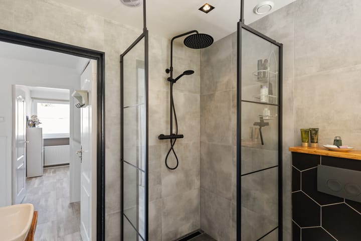 Photo 27 of Landbouwstraat 12