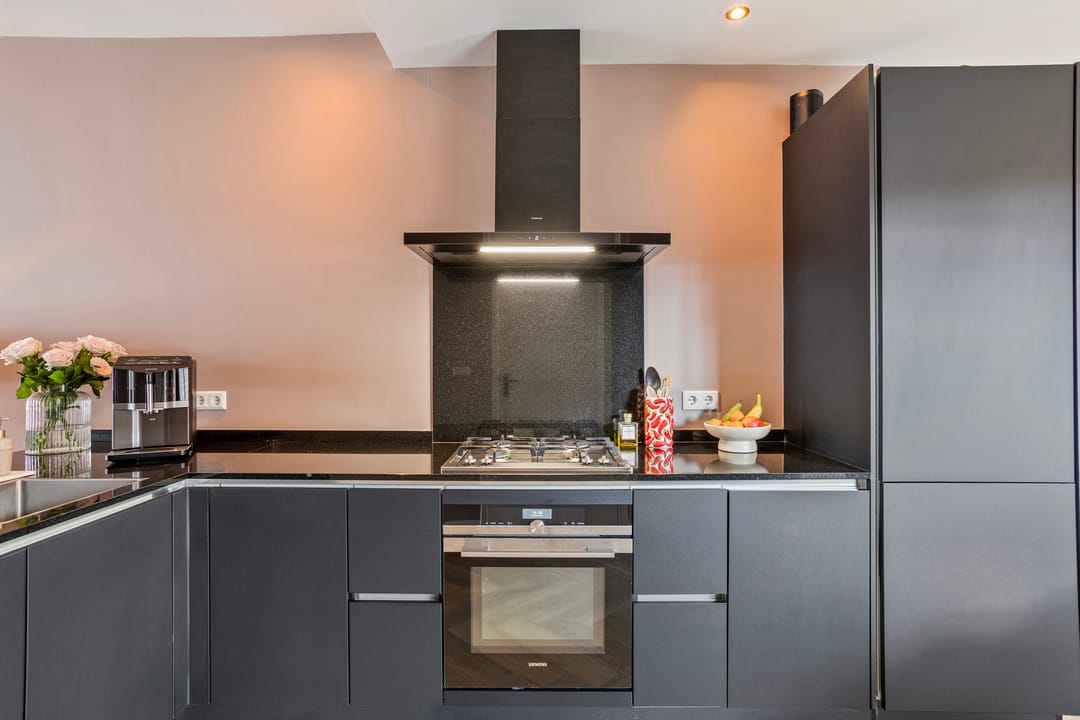 Foto 8 van Van Riebeekstraat 84