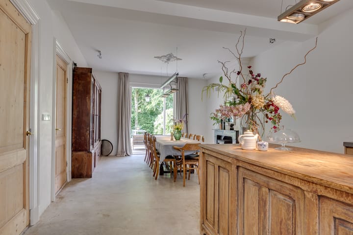 Foto 13 van F.C. Dondersstraat 24