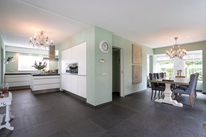 Photo 8 of Laageinde 92-B