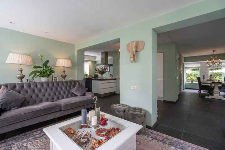 Photo 12 of Laageinde 92-B