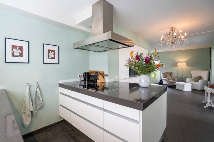 Photo 17 of Laageinde 92-B