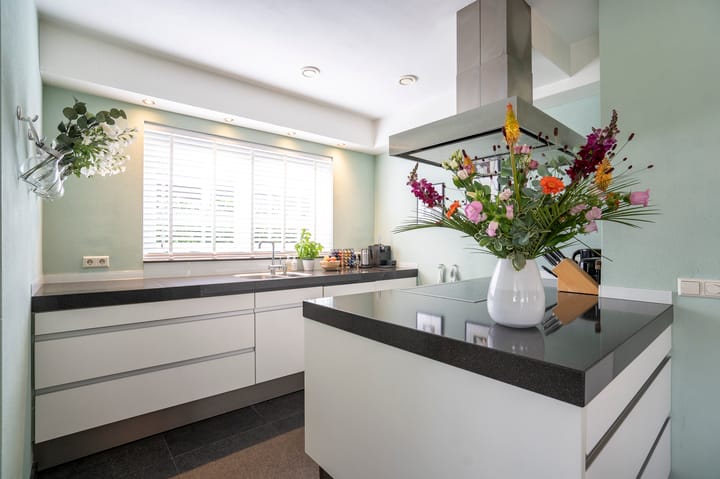 Photo 18 of Laageinde 92-B