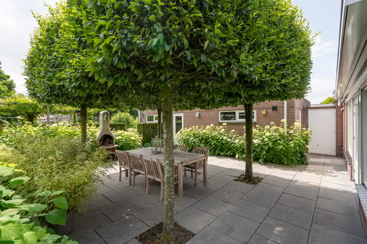 Photo 21 of Laageinde 92-B