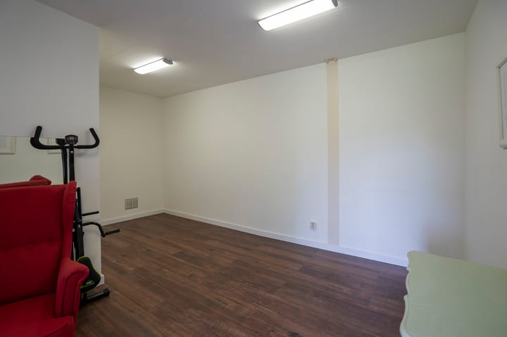 Photo 23 of Laageinde 92-B