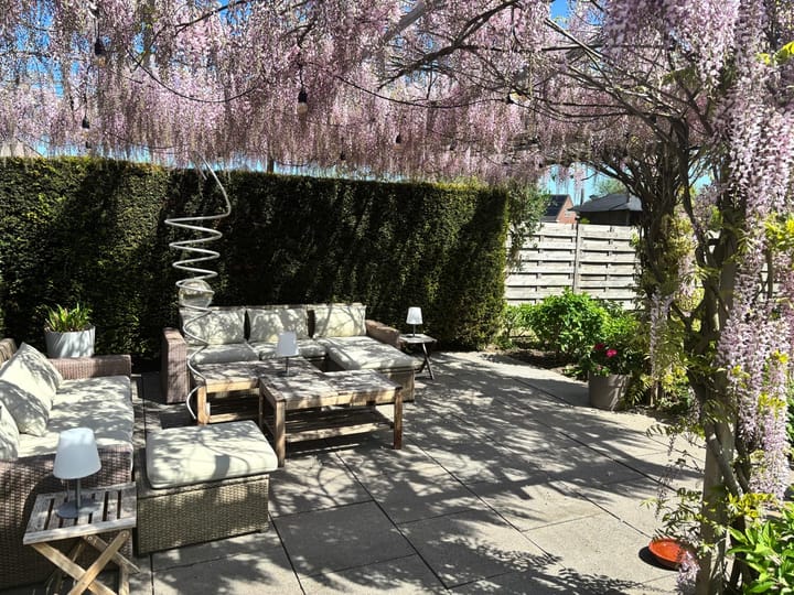 Photo 46 of Laageinde 92-B