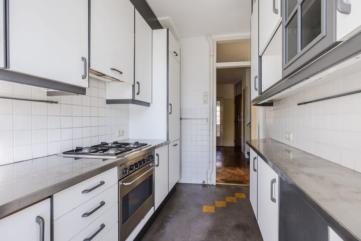 Photo 10 of Ary Schefferstraat 25