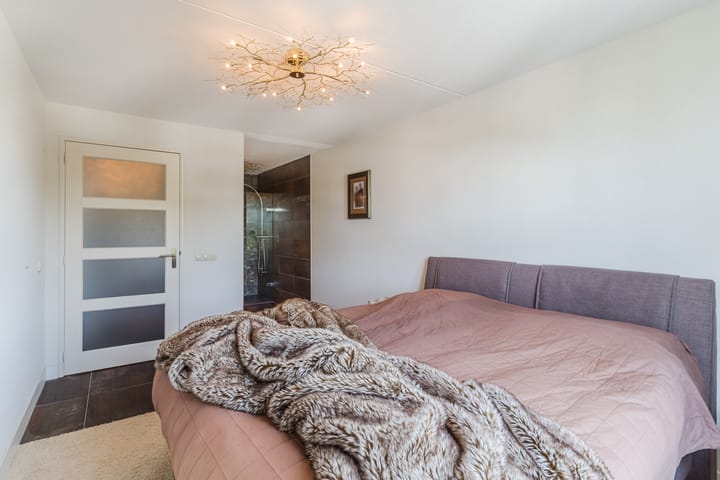 Foto 10 van Molenstraat 18