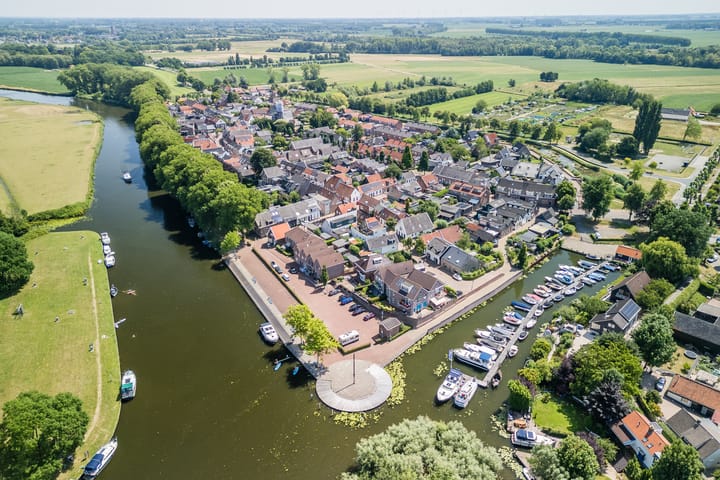 Foto 25 van Molenstraat 18