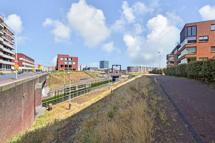 Foto 30 van Dr. Lelykade 351