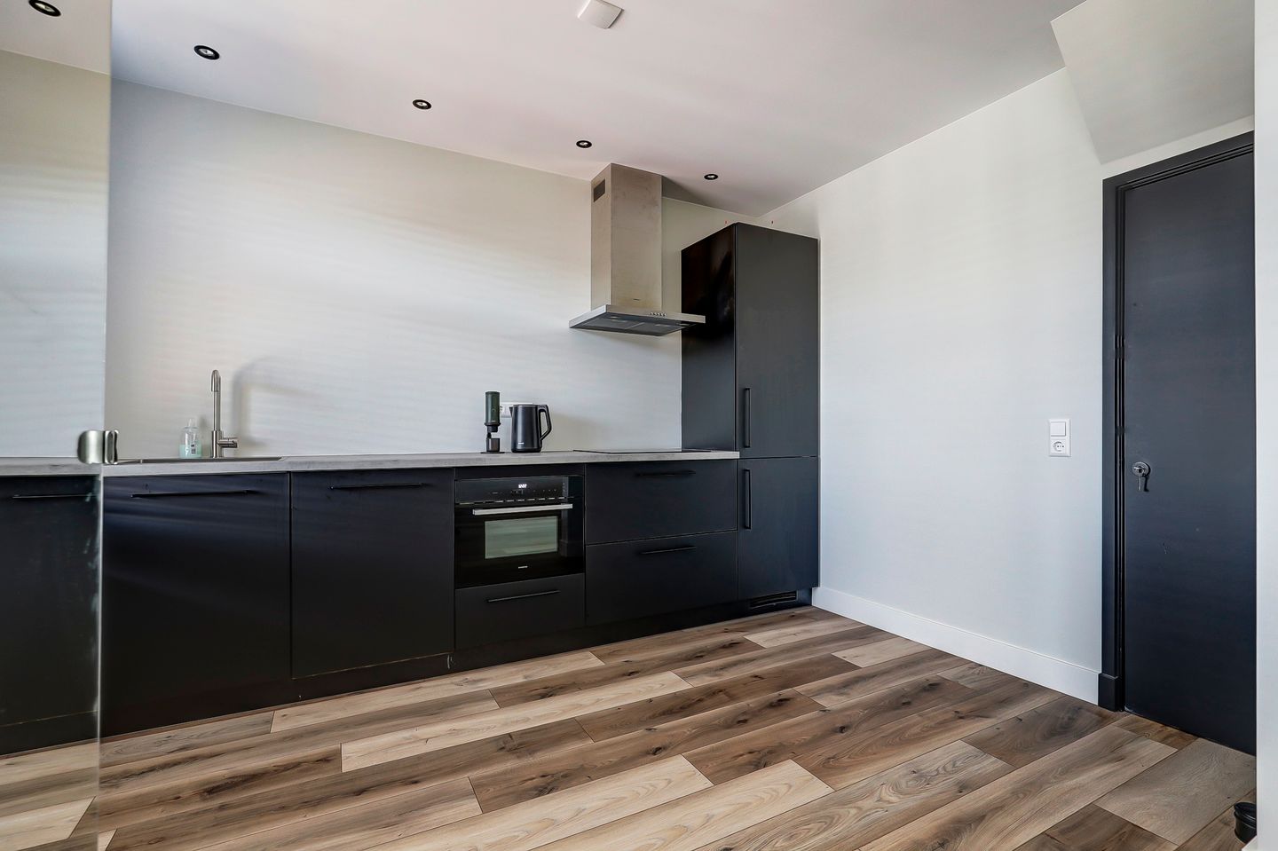 Foto 10 van Zeestraat 8