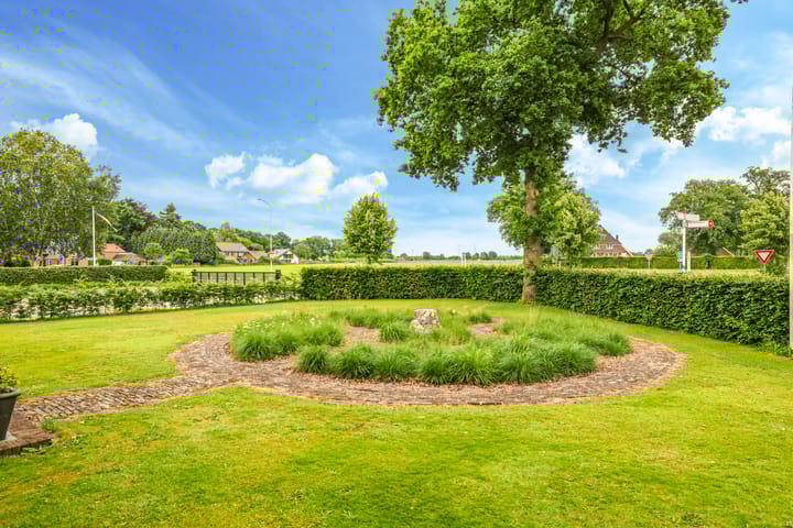 Photo 6 of Dorpsstraat 42