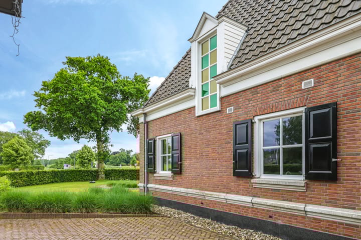 Photo 7 of Dorpsstraat 42