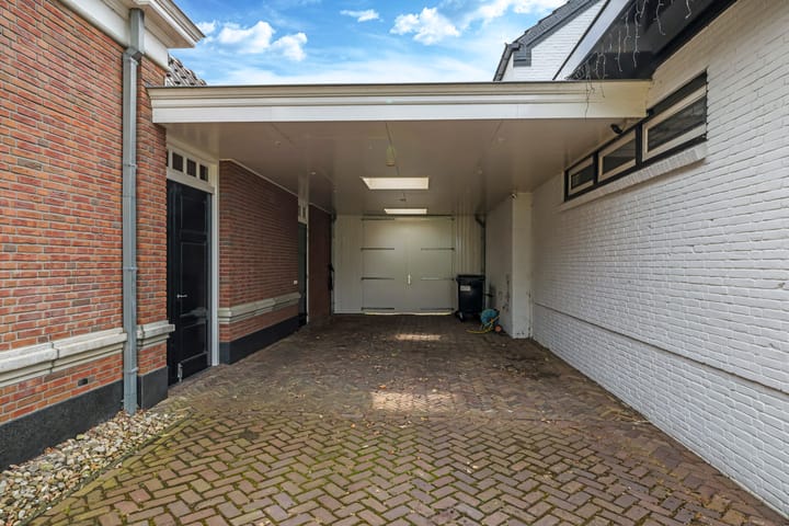 Photo 8 of Dorpsstraat 42