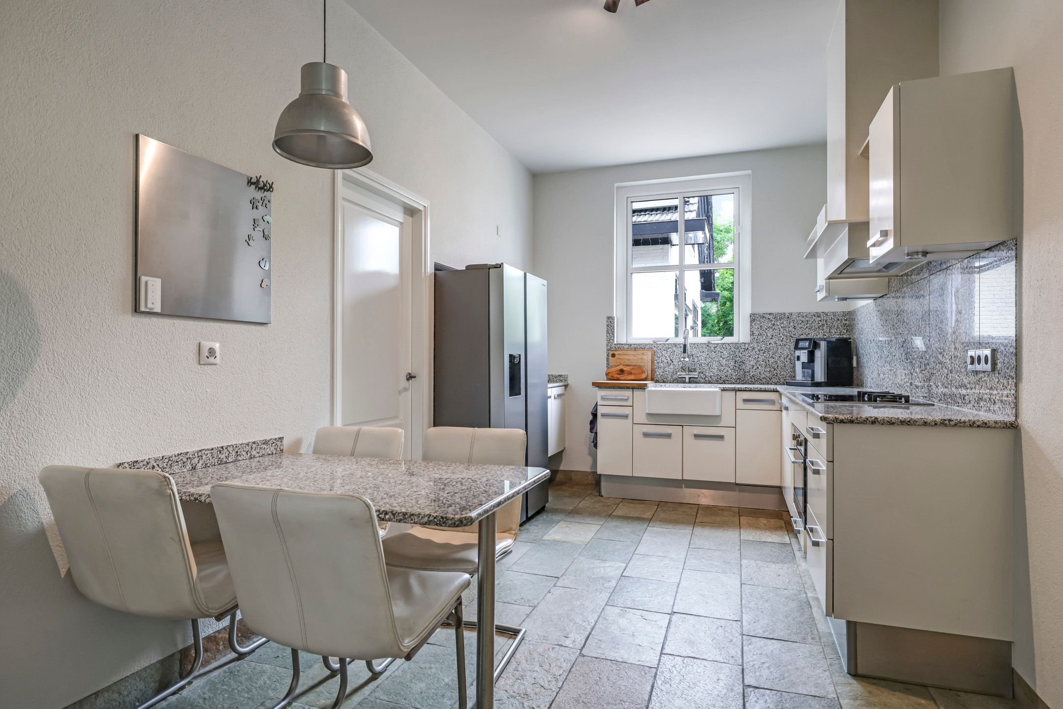 Foto 24 van Dorpsstraat 42