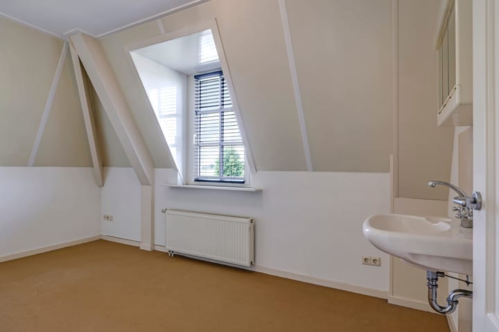 Photo 32 of Dorpsstraat 42