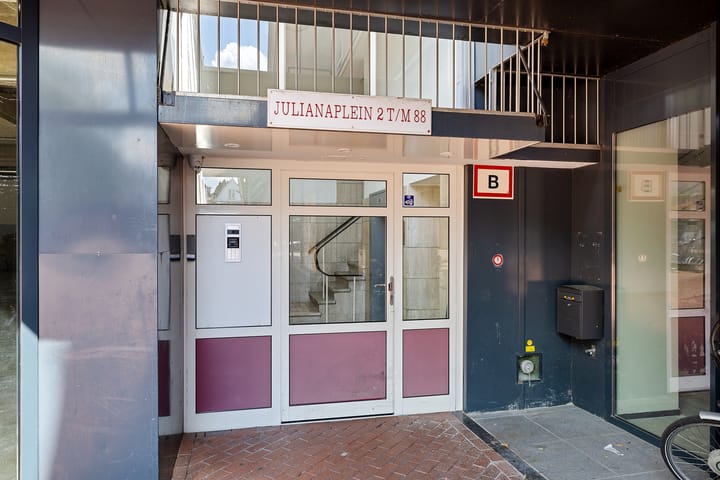 Foto 2 van Julianaplein 64