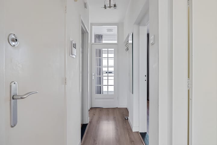 Foto 5 van Julianaplein 64