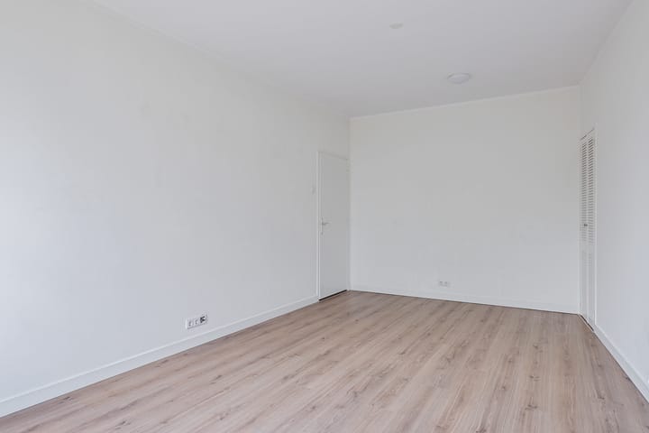 Foto 7 van Julianaplein 64