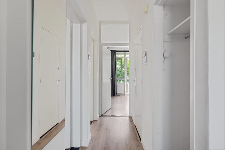 Foto 14 van Julianaplein 64