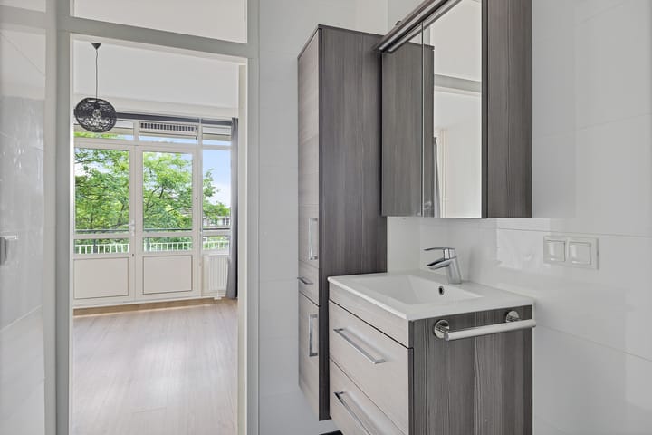 Foto 20 van Julianaplein 64