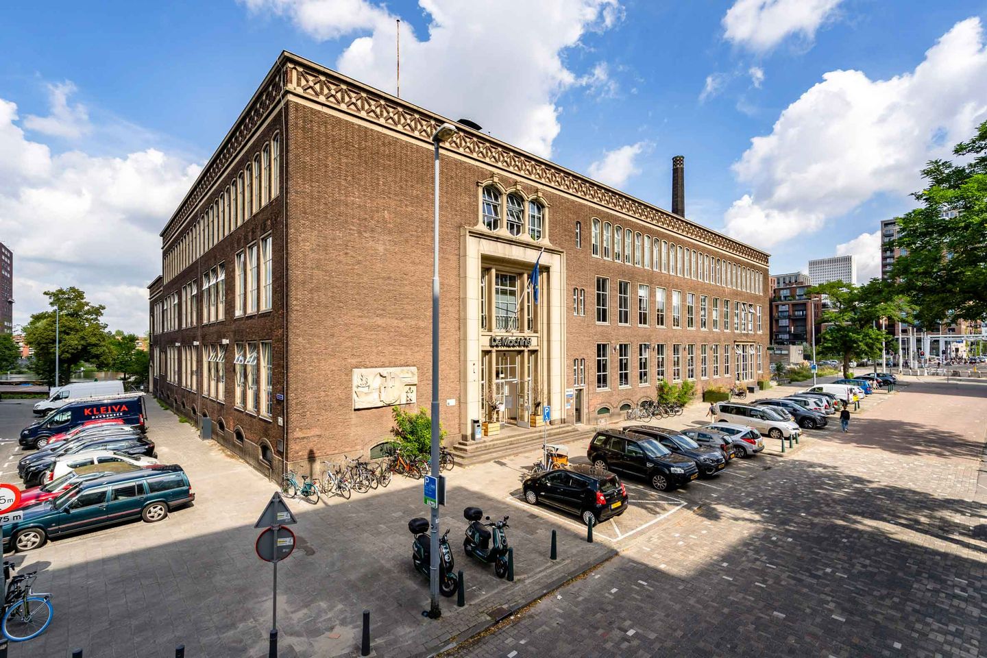 View photo 2 of Willem Buytewechstraat 45