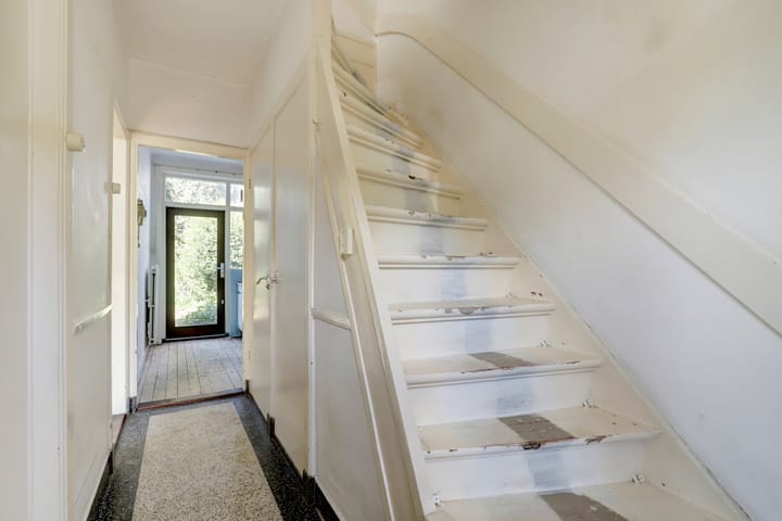 Photo 12 of Swaefkenstraat 9