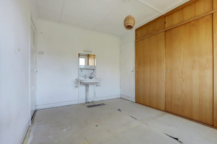 Photo 16 of Swaefkenstraat 9