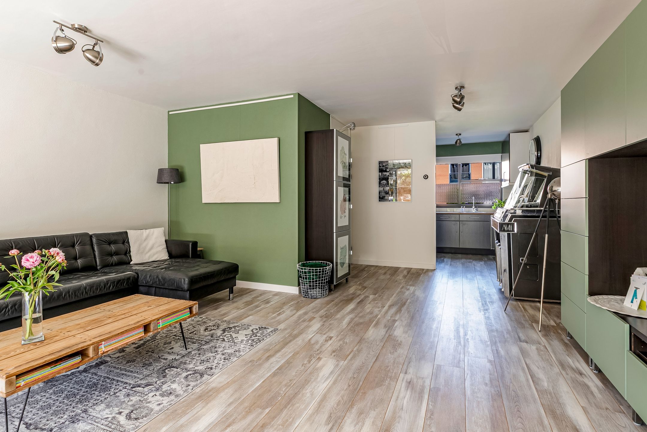 Photo 15 of Meidoornstraat 48