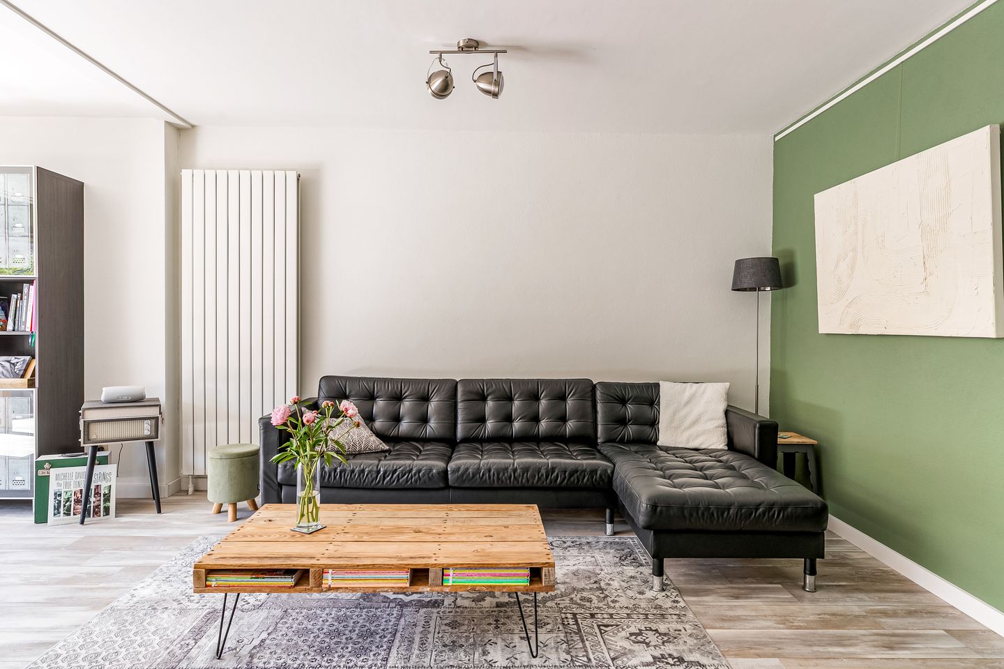 Photo 19 of Meidoornstraat 48