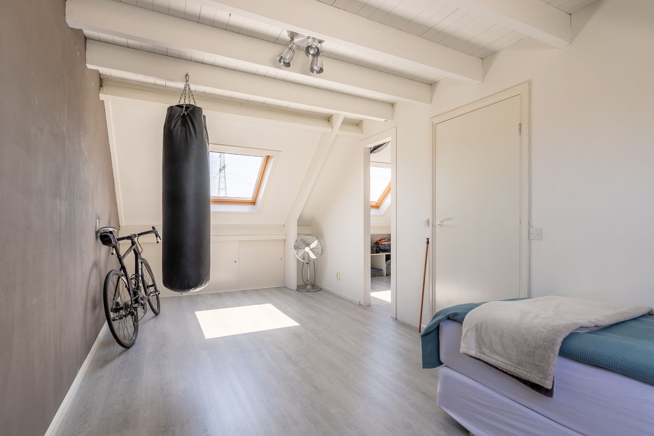 Photo 51 of Meidoornstraat 48