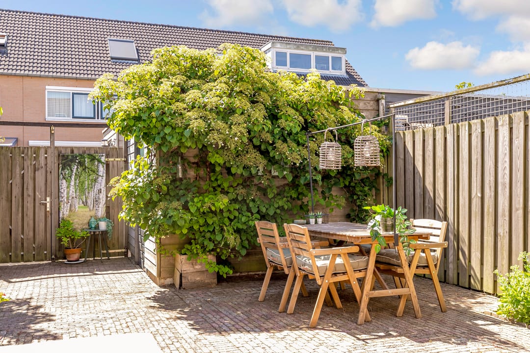 Photo 61 of Meidoornstraat 48