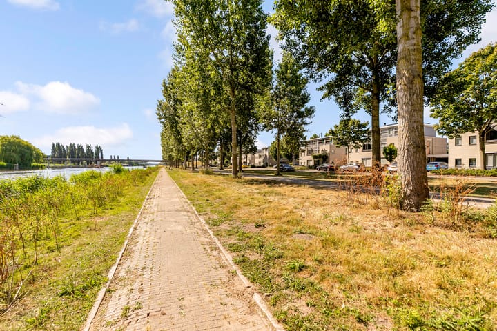 Foto 72 van Meidoornstraat 48