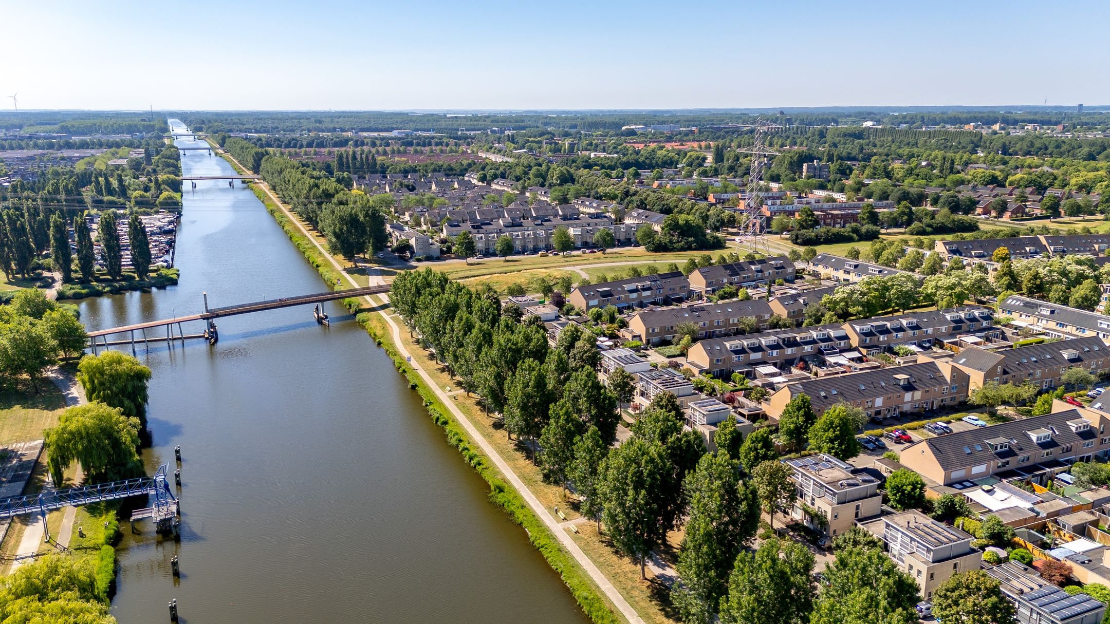 Photo 75 of Meidoornstraat 48