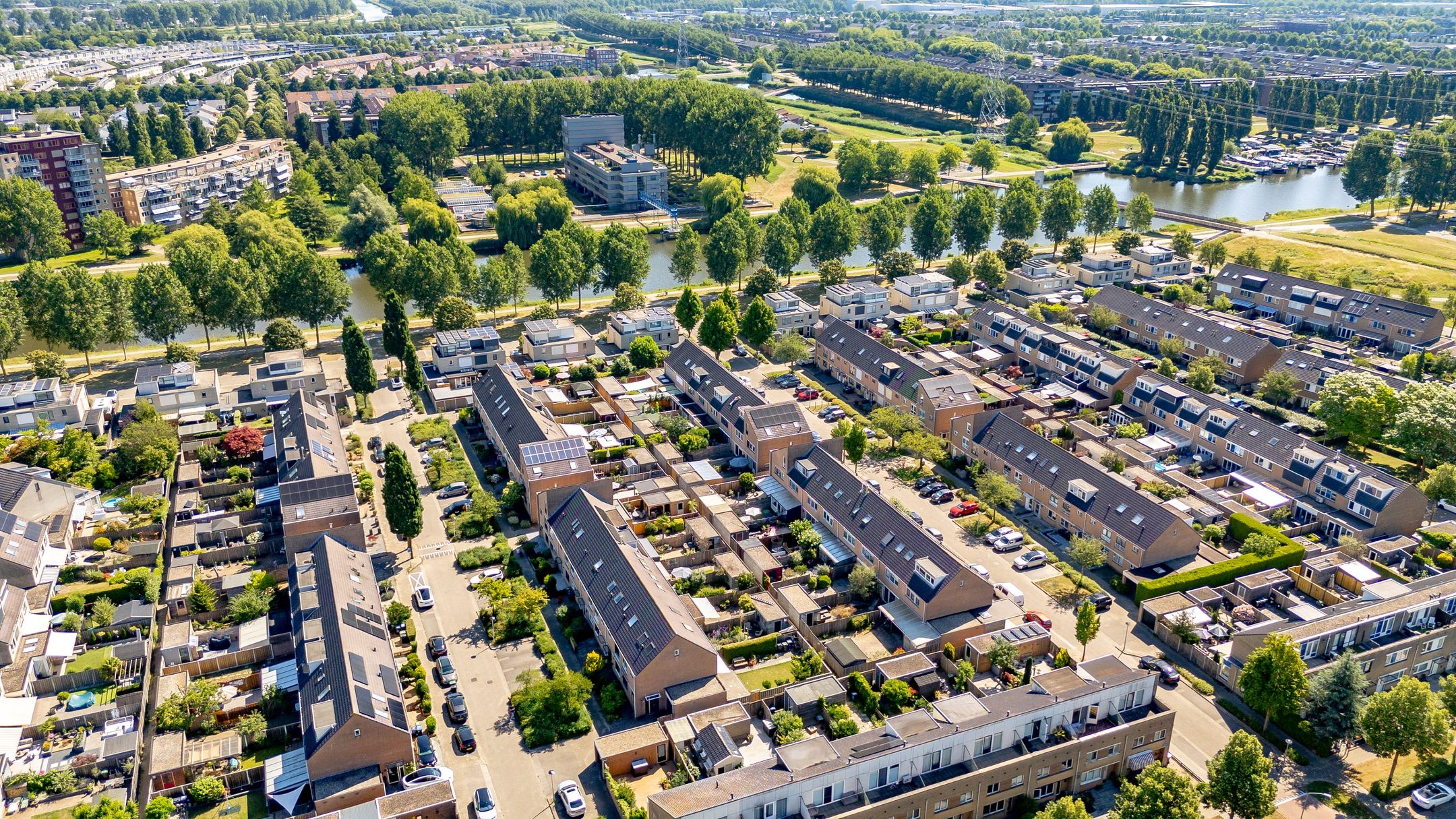 Photo 78 of Meidoornstraat 48