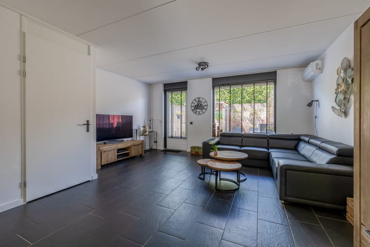 Foto 8 van Jan van Eyckstraat 14