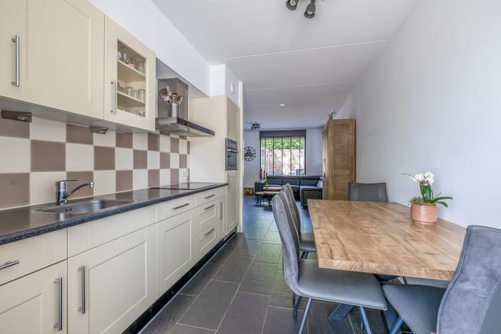 Foto 11 van Jan van Eyckstraat 14