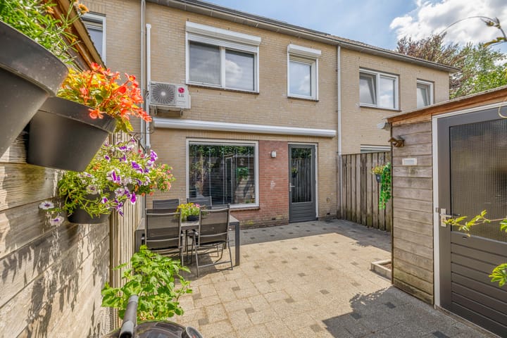 Foto 16 van Jan van Eyckstraat 14