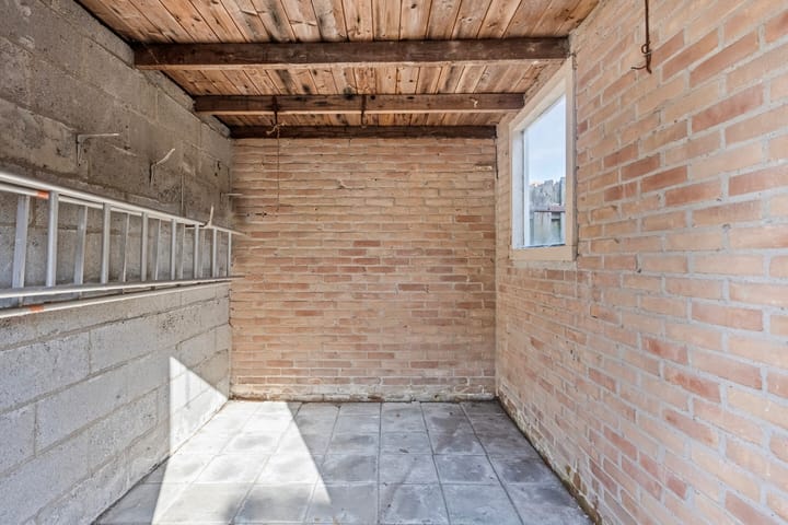 Photo 23 of Freesiastraat 8