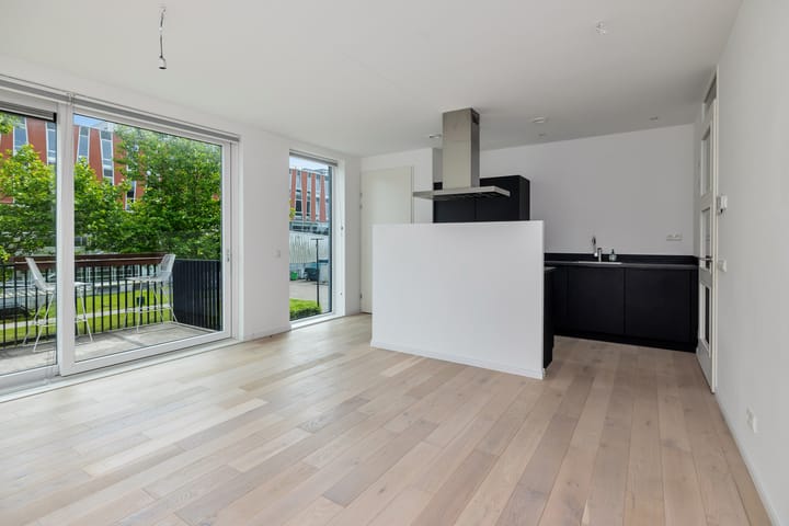 Foto 12 van Leemhorststraat 48