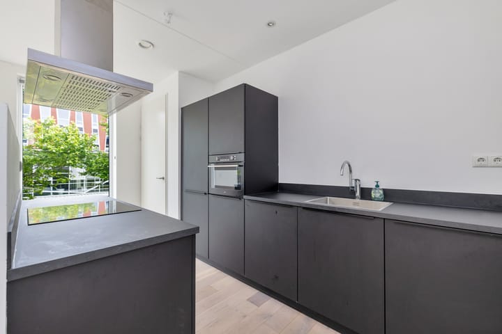 Foto 14 van Leemhorststraat 48