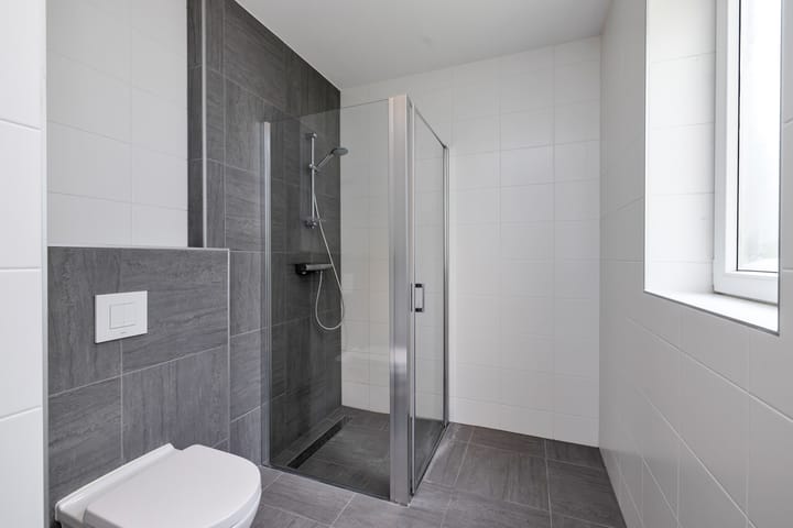 Foto 19 van Leemhorststraat 48