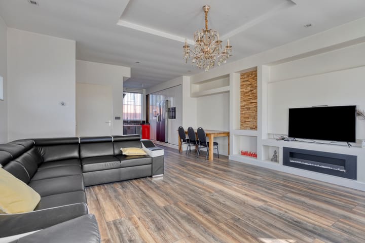 Foto 9 van Regenboogweg 61